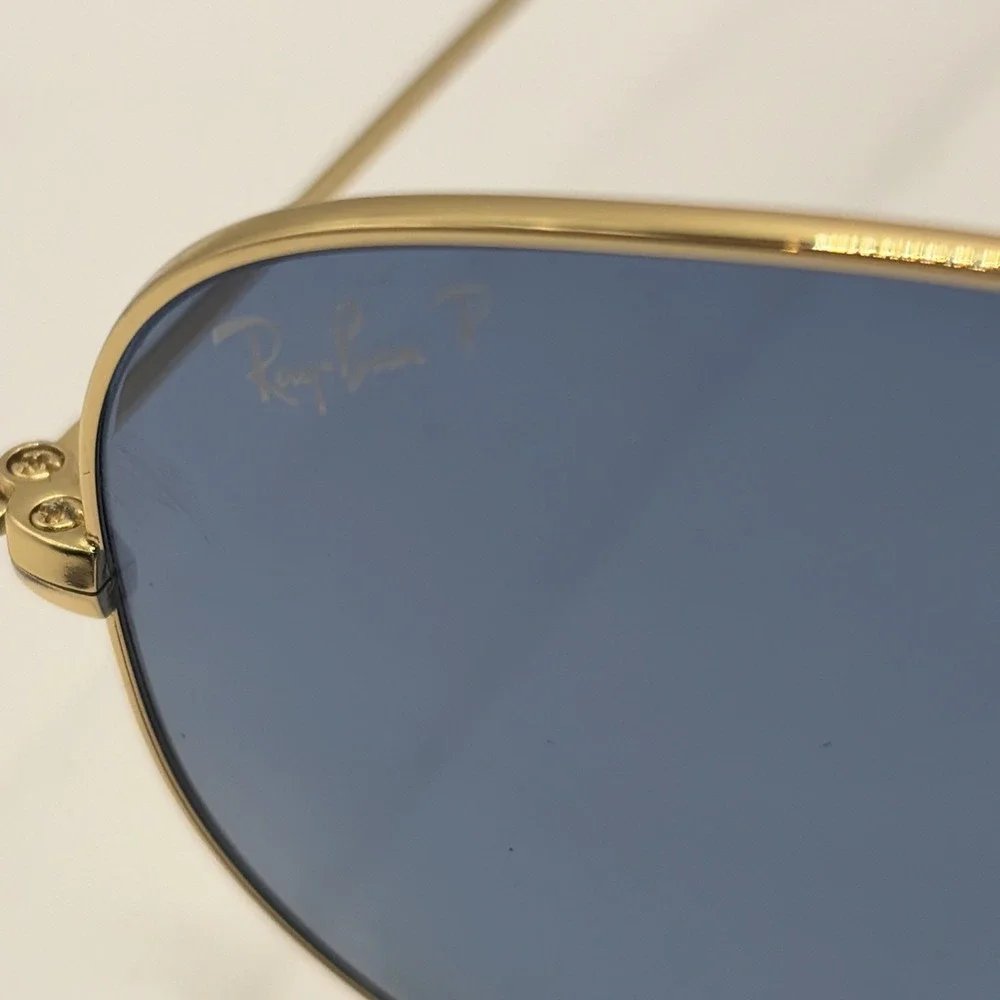 Ray-Ban Sunglasses RB3025 Aviator Flash Gold Frame Blue Flash Lenses 55 Unisex